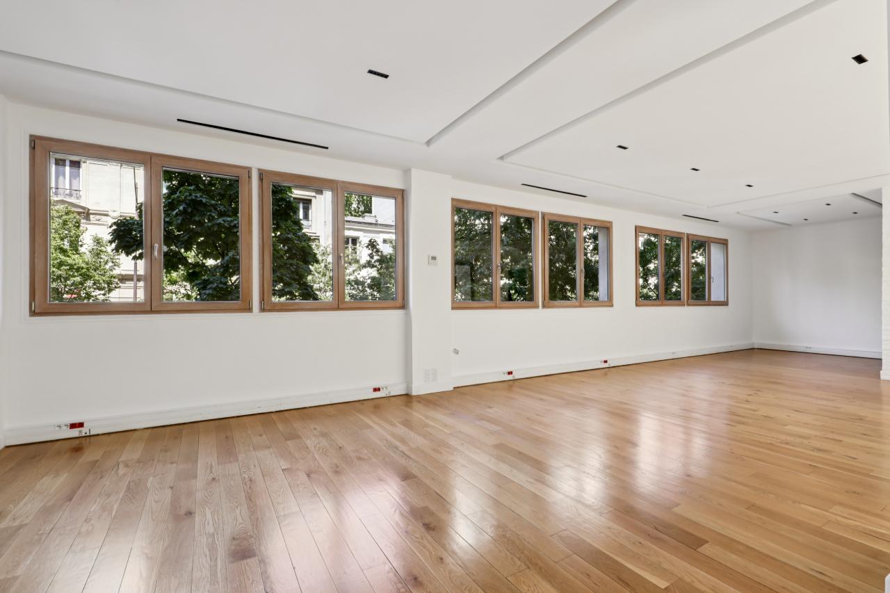 Bureau Paris 225m² Location bureau Paris OLBUR2533252 0